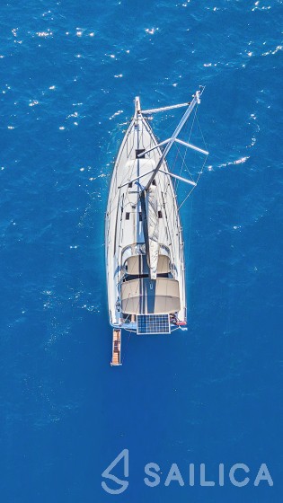 Oceanis 40.1 - Yacht Charter Sailica