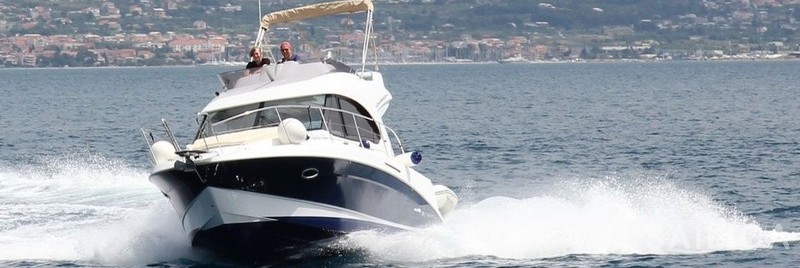 Antares 30 Fly - Yacht Charter Sailica