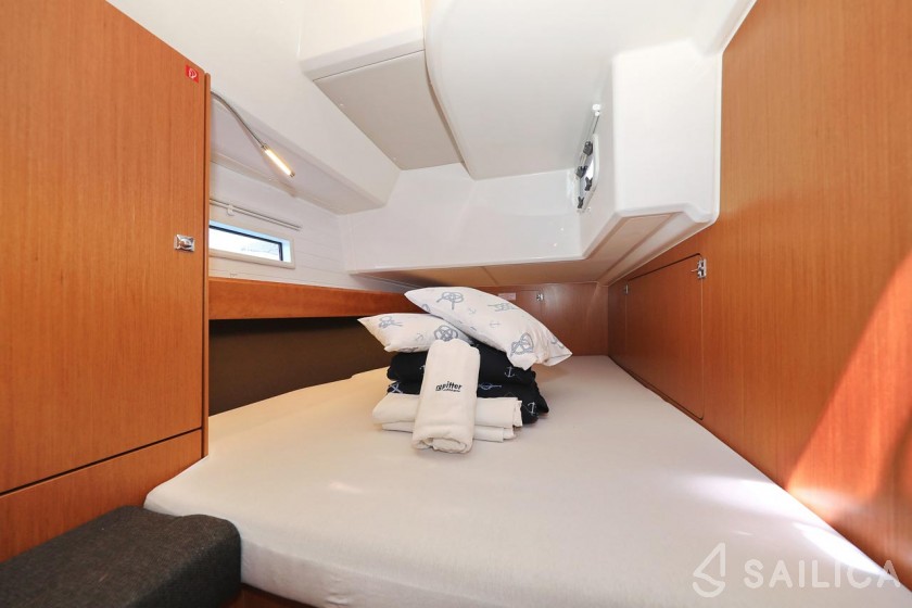 Bavaria 46 Cruiser - Yacht Charter Sailica