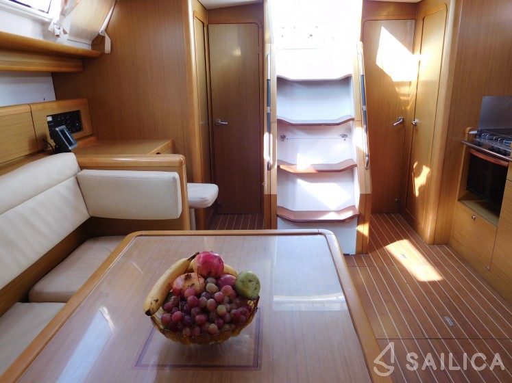Sun Odyssey 44i - Yacht Charter Sailica