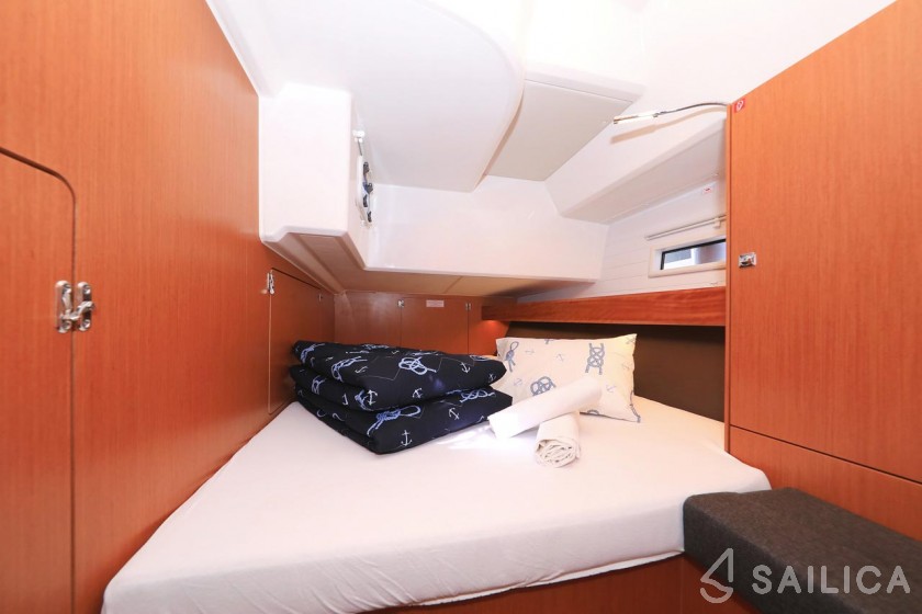 Bavaria 46 Cruiser - Yacht Charter Sailica
