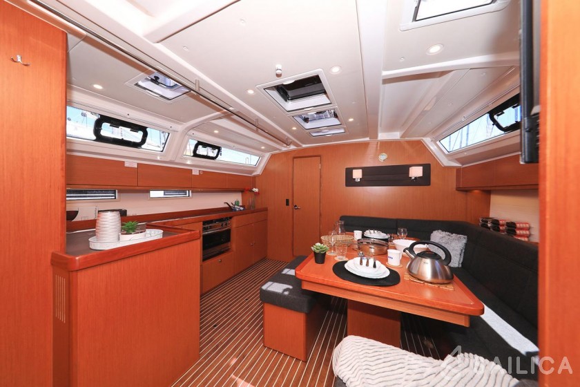 Bavaria 46 Cruiser - Yacht Charter Sailica