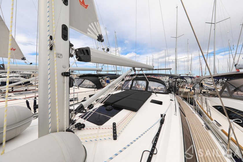 Bavaria 46 Cruiser - Yacht Charter Sailica
