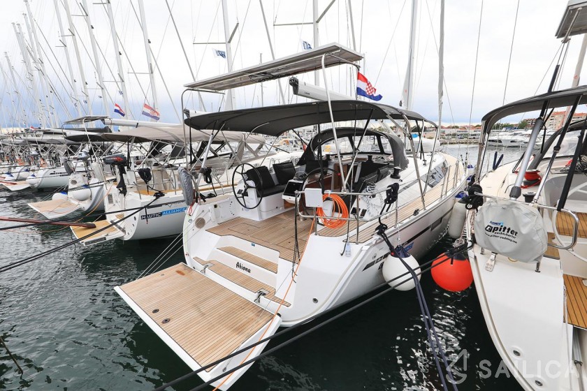 Bavaria 46 Cruiser - Yacht Charter Sailica