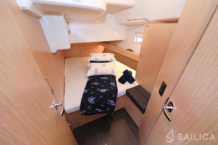 Bavaria 46 Cruiser - Yacht Charter Sailica