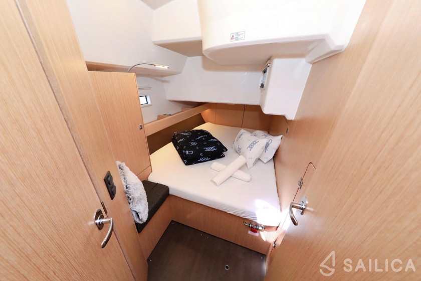 Bavaria 46 Cruiser - Yacht Charter Sailica