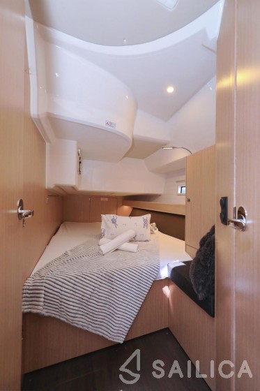 Bavaria 46 Cruiser - Yacht Charter Sailica
