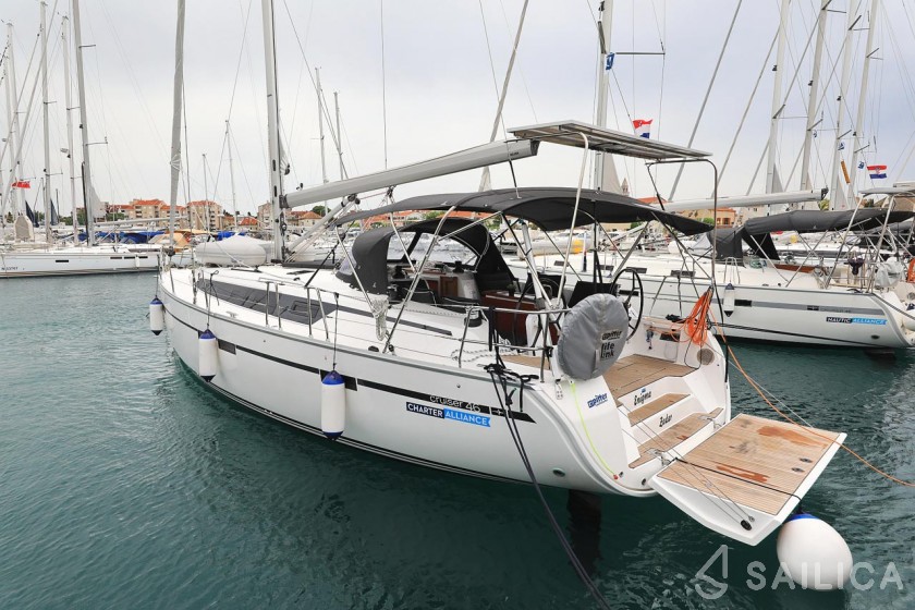 Bavaria 46 Cruiser - Yacht Charter Sailica