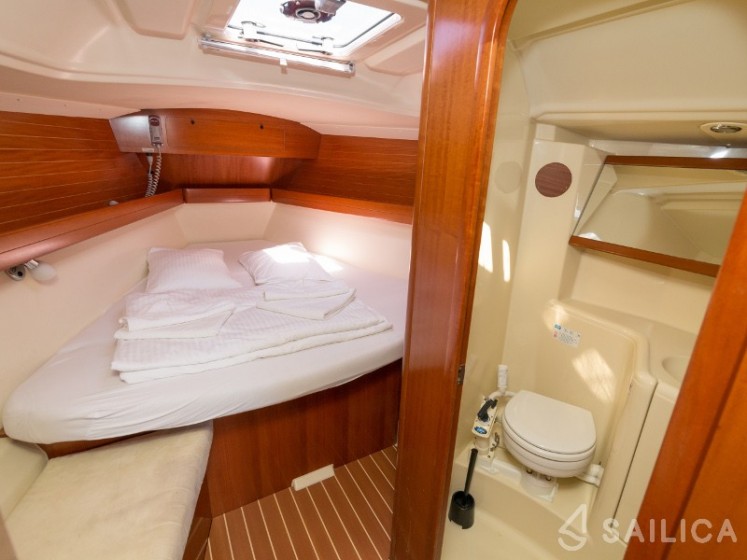 Dufour 385 - Yacht Charter Sailica