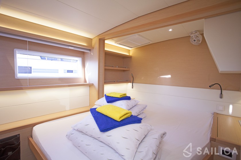 Lagoon 52F - Yacht Charter Sailica