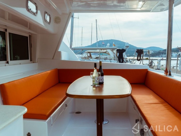 Lagoon 440 - Yacht Charter Sailica