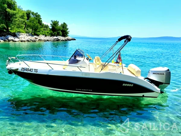 Key Largo 20 - Yacht Charter Sailica
