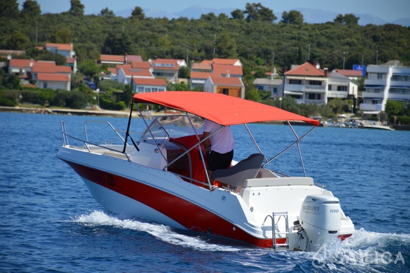 MARINE TIME 556 OPEN CABIN - Yacht Charter Sailica