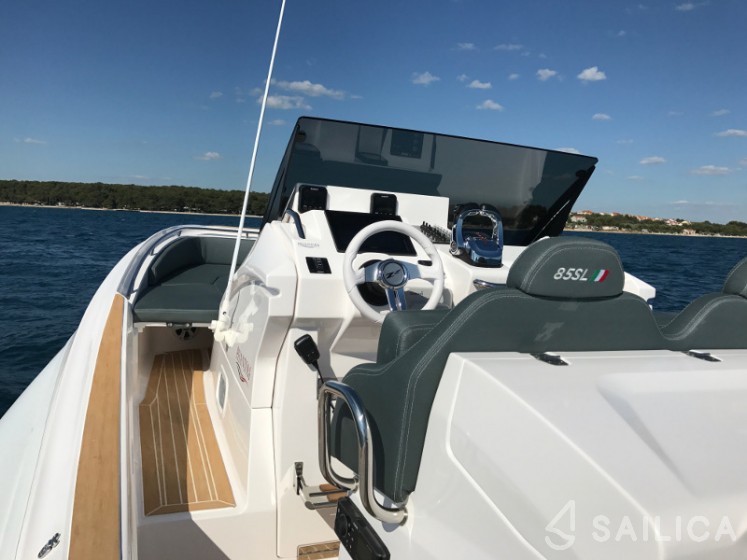 Zar 85 SL - Yacht Charter Sailica