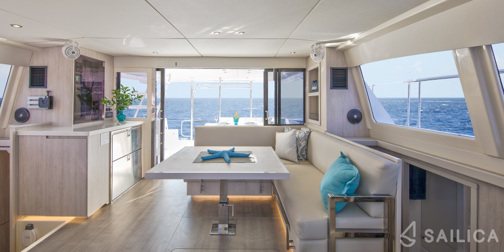 Leopard 43 PC - Yacht Charter Sailica