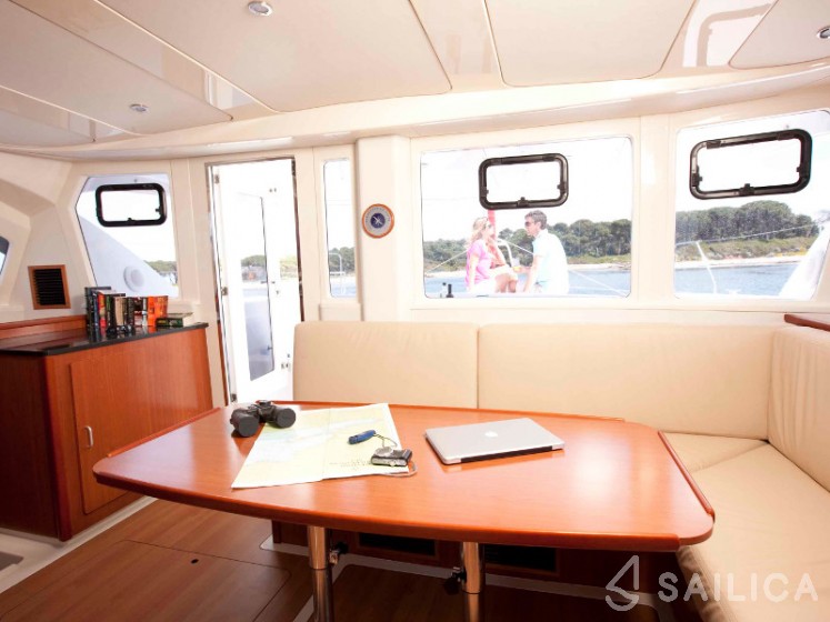 Leopard 44 - Yacht Charter Sailica