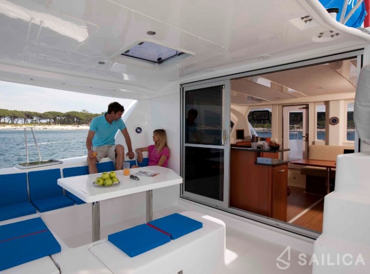 Leopard 44 - Yacht Charter Sailica