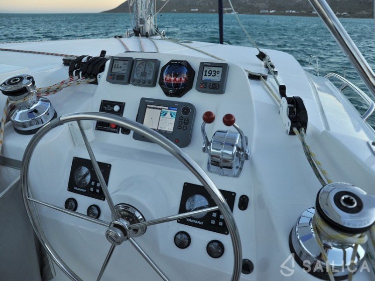 Leopard 44 - Yacht Charter Sailica