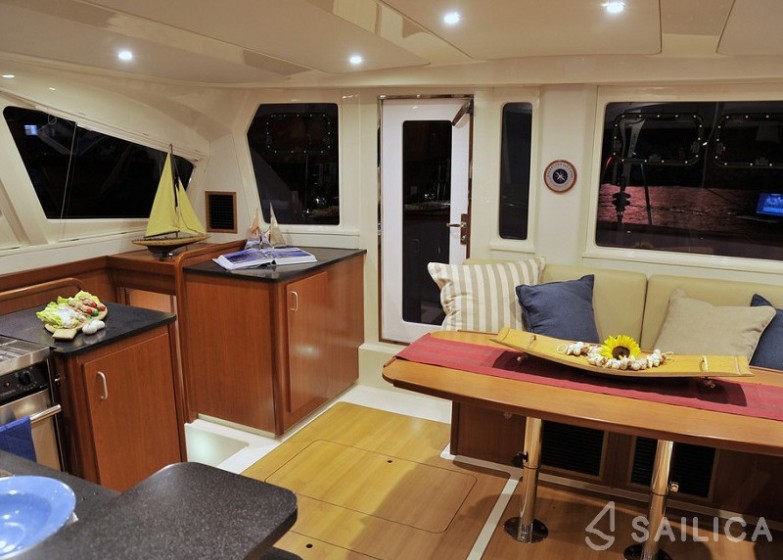 Leopard 44 - Yacht Charter Sailica