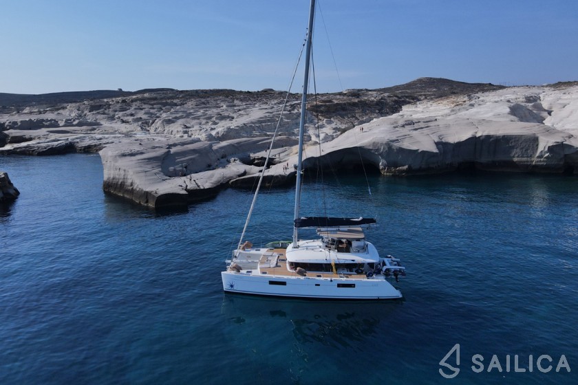 Lagoon 560 S2 - Yacht Charter Sailica