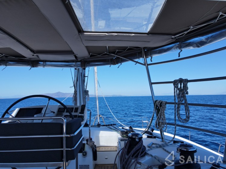 Lagoon 560 S2 - Yacht Charter Sailica