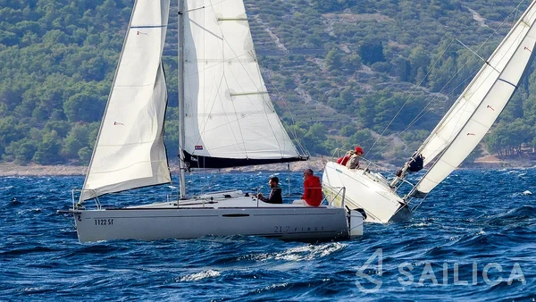Beneteau First 21.7 - Yacht Charter Sailica