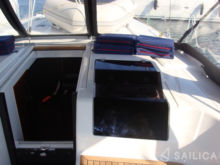 Hanse 455 - Yacht Charter Sailica