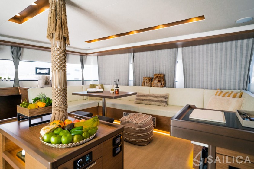 Lagoon 50 - 6 + 2 cab. - Yacht Charter Sailica