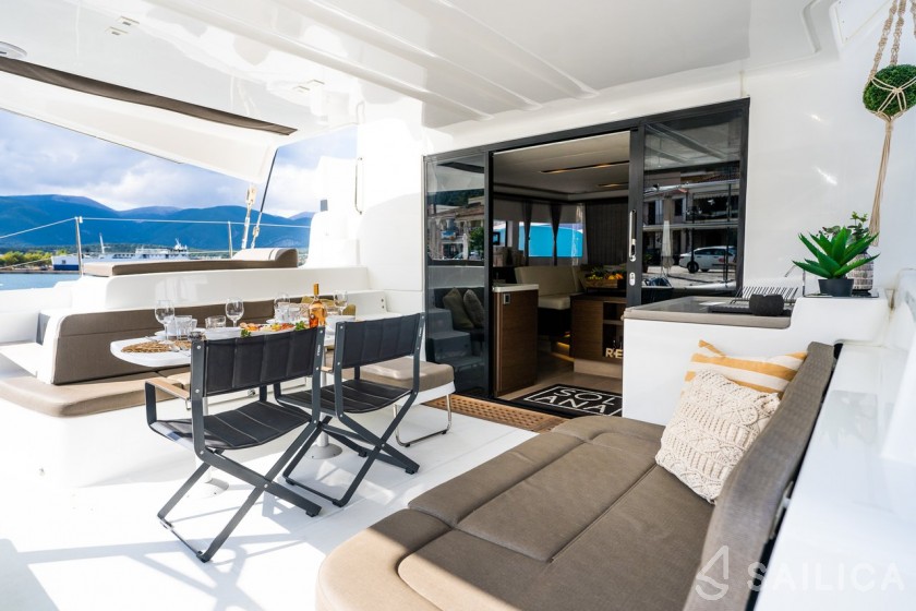 Lagoon 50 - 6 + 2 cab. - Yacht Charter Sailica