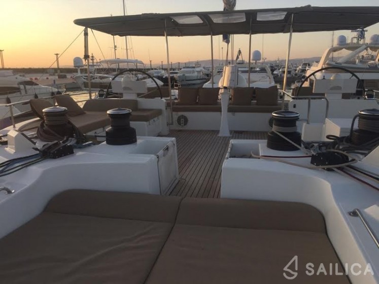 Lagoon 620 - Yacht Charter Sailica