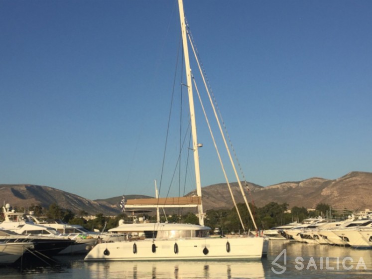 Lagoon 620 - Yacht Charter Sailica