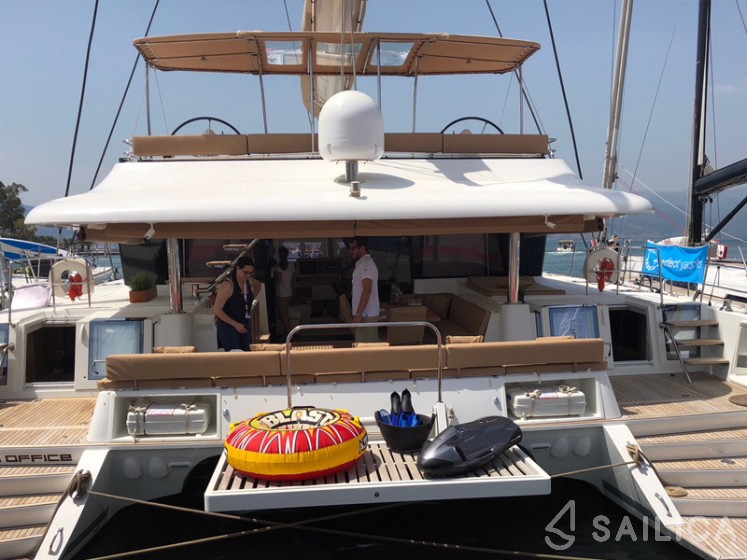 Lagoon 620 - Yacht Charter Sailica