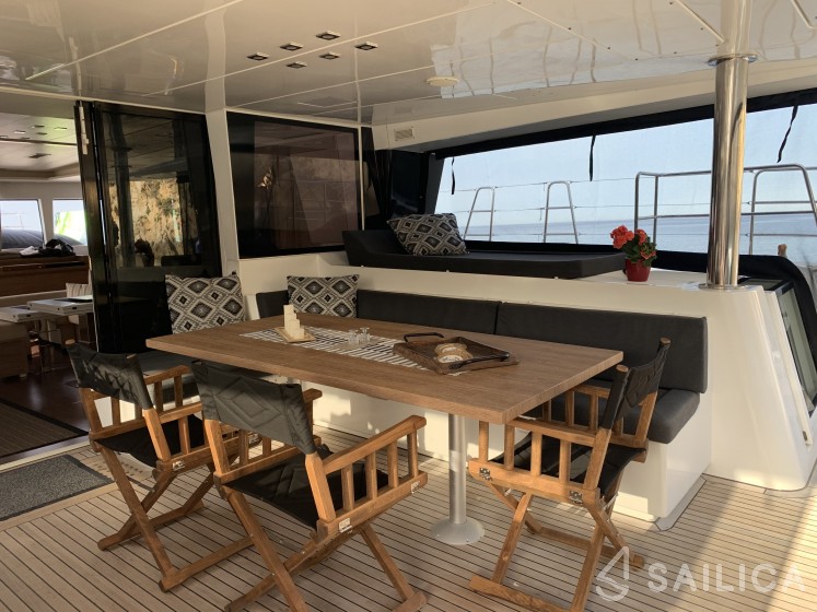 Lagoon 620 - Yacht Charter Sailica