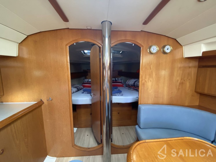 Sun Odyssey 45 - Yacht Charter Sailica