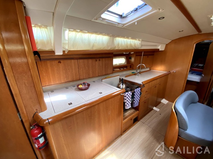 Sun Odyssey 45 - Yacht Charter Sailica