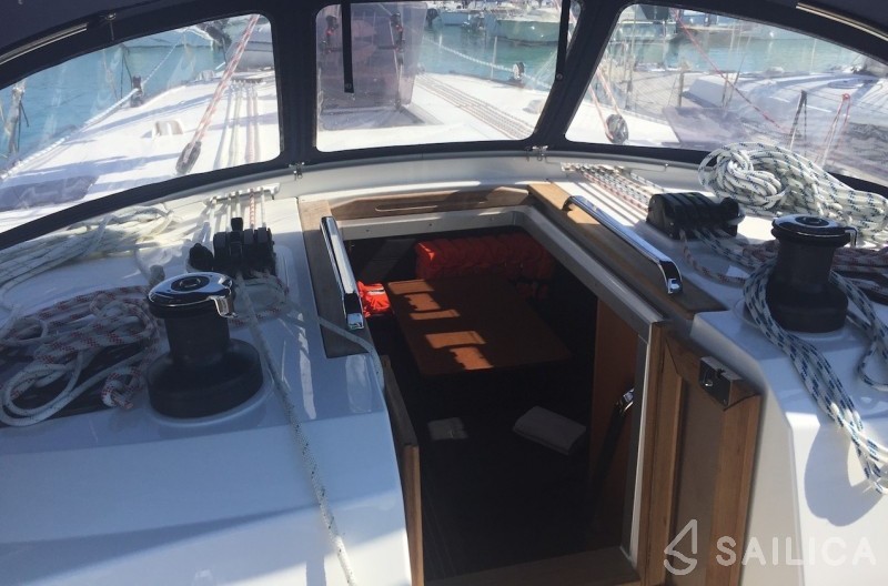 Bavaria Cruiser 51 - Yacht Charter Sailica