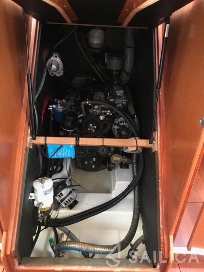 Oceanis 45 - Yacht Charter Sailica