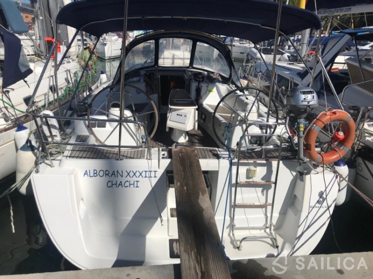 Oceanis 40 - Yacht Charter Sailica