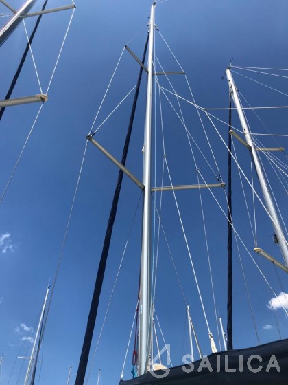 Sun Odyssey 409 - Yacht Charter Sailica