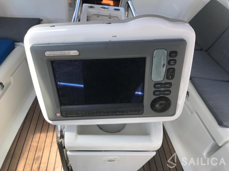 Sun Odyssey 409 - Yacht Charter Sailica