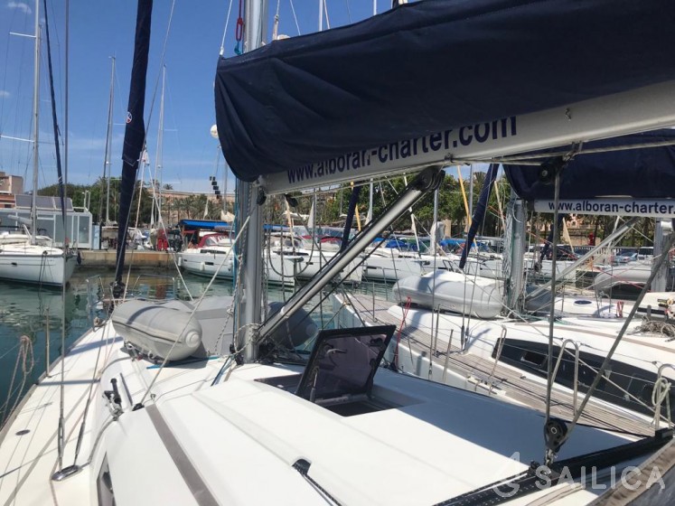 Sun Odyssey 409 - Yacht Charter Sailica