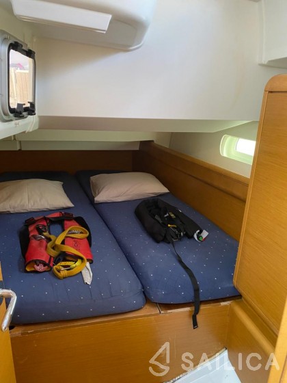 Sun Odyssey 409 - Yacht Charter Sailica