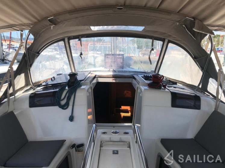 Sun Odyssey 409 - Yacht Charter Sailica