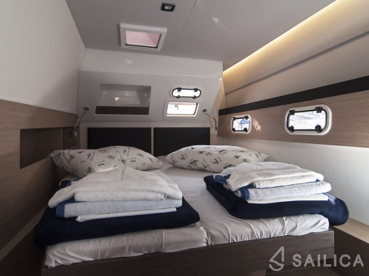 Bali 4.5 - Yacht Charter Sailica