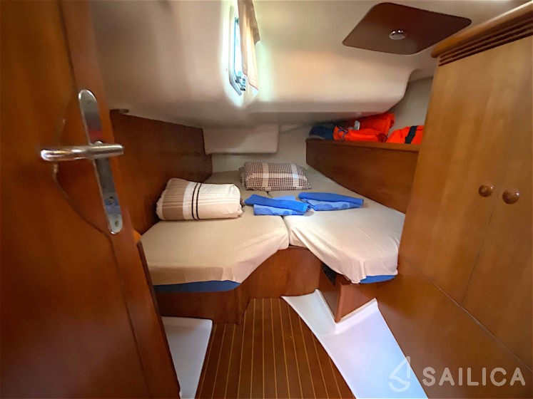 Sun Odyssey 43  - Yacht Charter Sailica