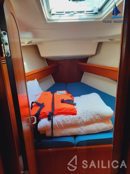 Sun Odyssey 43  - Yacht Charter Sailica