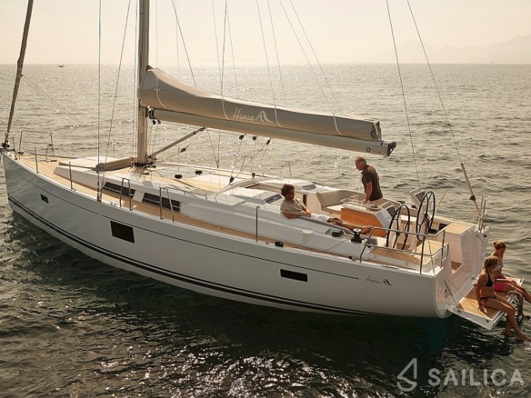 Hanse 455 - Yacht Charter Sailica