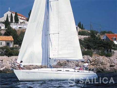 Comar Genesi 43 - Yacht Charter Sailica