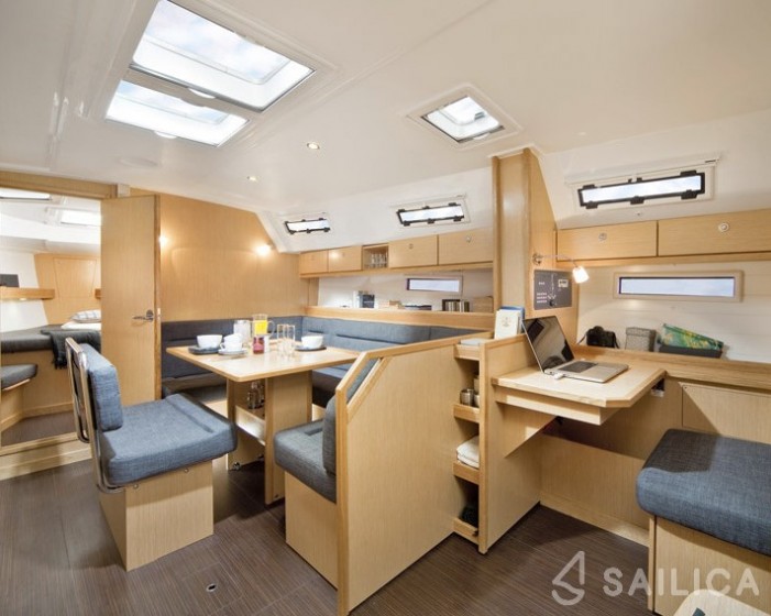 Bavaria 40 Cruiser - Yacht Charter Sailica