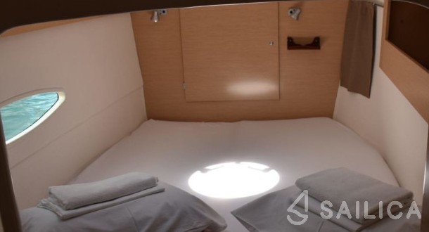 Lipari 41 - Yacht Charter Sailica